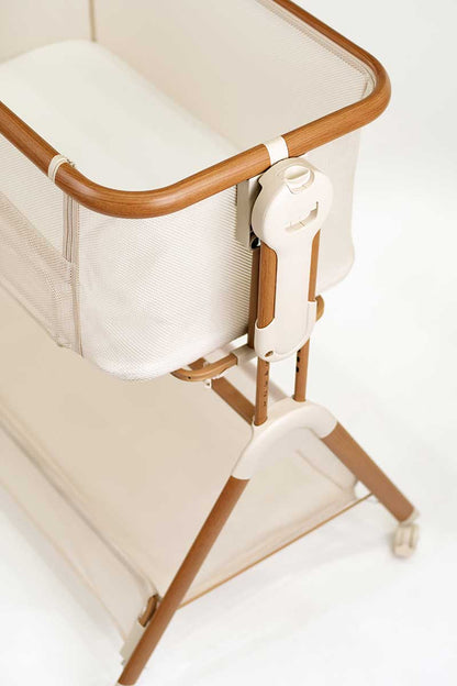 Cocoon Breeze Bedside Bassinet – Safe Co-Sleeping From Day One